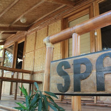 Cashew Grove Beach Resort Busuanga Luaran gambar